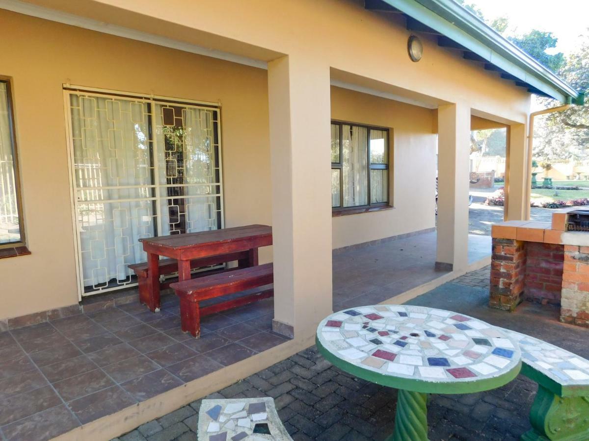 פורט שפסטון Mama Mia Cottages Oslo Beach מראה חיצוני תמונה